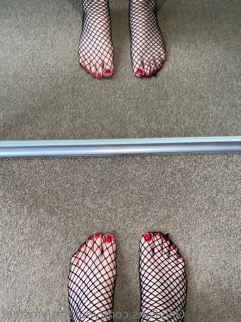 Miss Feet [ yourstrulymsfeet ] Onlyfans leaked photo 10422722 on Hotleaks.tv