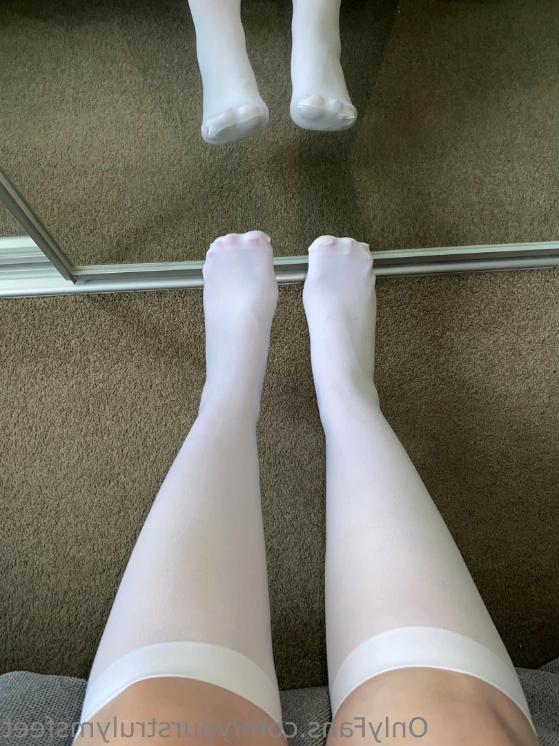 Miss Feet [ yourstrulymsfeet ] Onlyfans leaked photo 10422844 on Hotleaks.tv