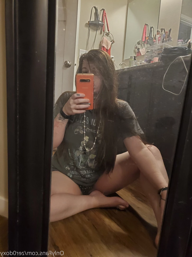 zer0doxy Onlyfans leaked photo 7073989 on Hotleaks.tv