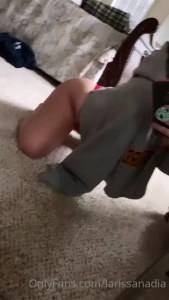 1617918