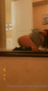 1617938