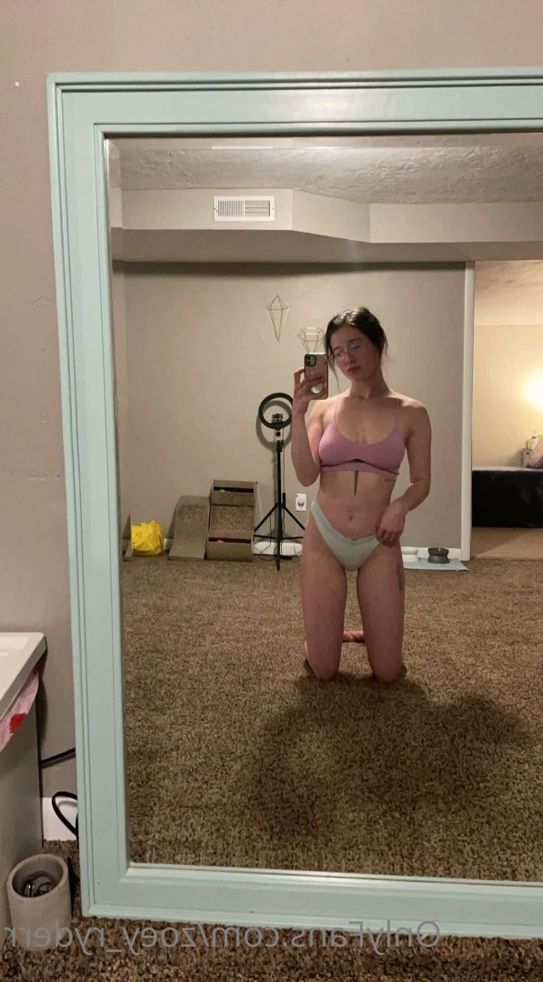 Zoey Ryder [ zoey_ryderr ] Onlyfans leaked photo 9478098 on Hotleaks.tv