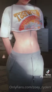10536744