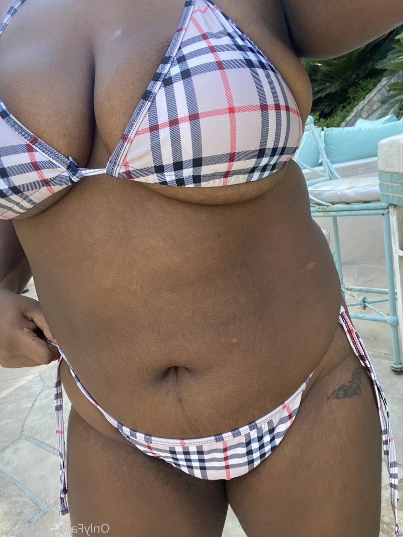 Zuri [ zurrilove ] Onlyfans leaked photo 6472924 on Hotleaks.tv