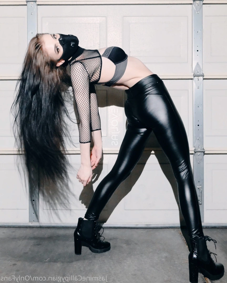 𝐄 𝐕 𝐎 𝐋 ♡ 𝐉 𝐀 𝐒 [ evoljasmine ] Onlyfans leaked photo 10427329 on Hotleaks.tv
