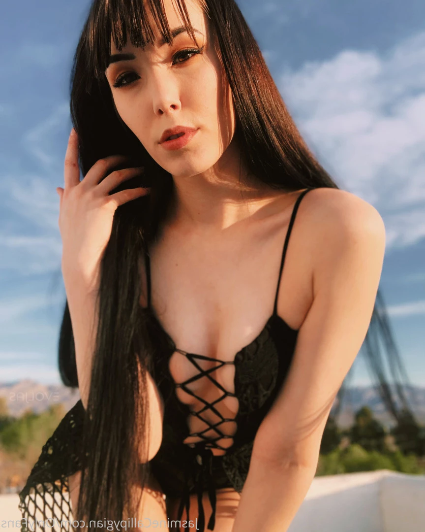 𝐄 𝐕 𝐎 𝐋 ♡ 𝐉 𝐀 𝐒 [ evoljasmine ] Onlyfans leaked photo 10427973 on Hotleaks.tv