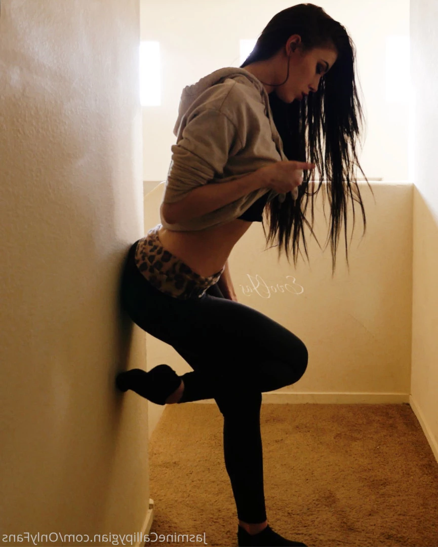 𝐄 𝐕 𝐎 𝐋 ♡ 𝐉 𝐀 𝐒 [ evoljasmine ] Onlyfans leaked photo 10428259 on Hotleaks.tv