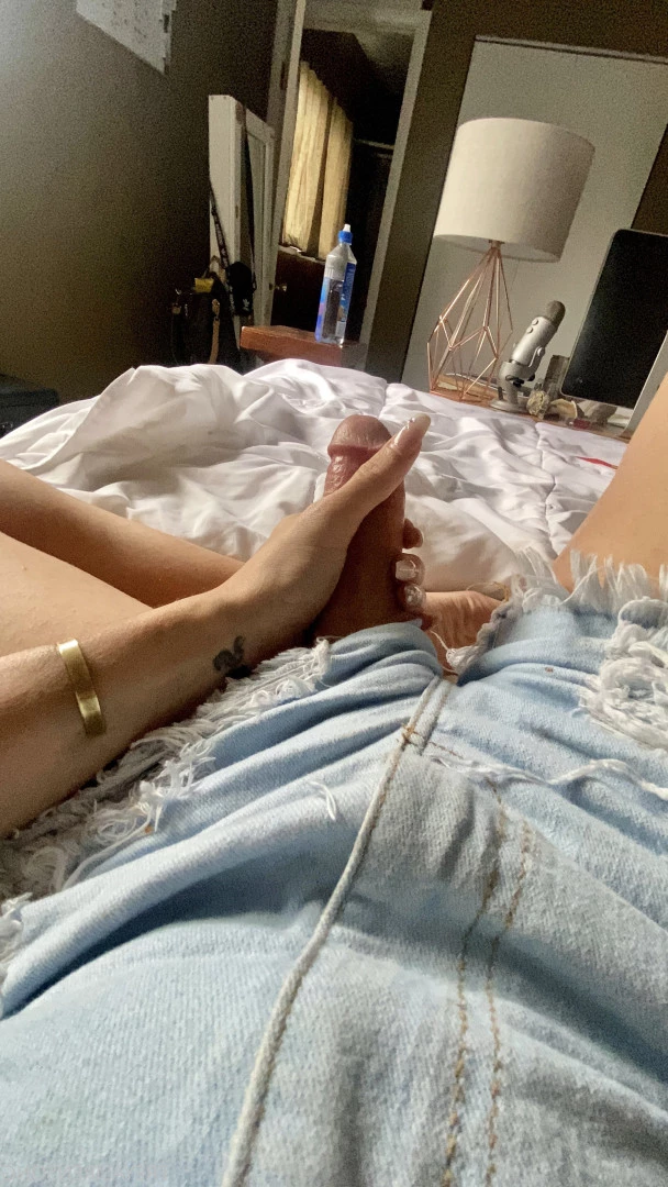 Isabelle McKenna [ freyasirensong ] Onlyfans leaked photo 7798459 on Hotleaks.tv