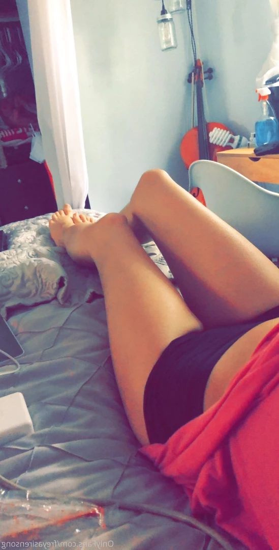 Isabelle McKenna [ freyasirensong ] Onlyfans leaked photo 7798887 on Hotleaks.tv