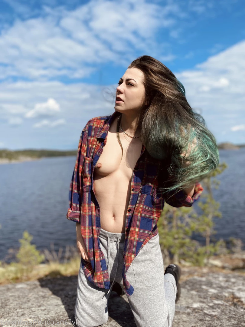 Hendy [ hendrixina ] Onlyfans leaked photo 7802797 on Hotleaks.tv