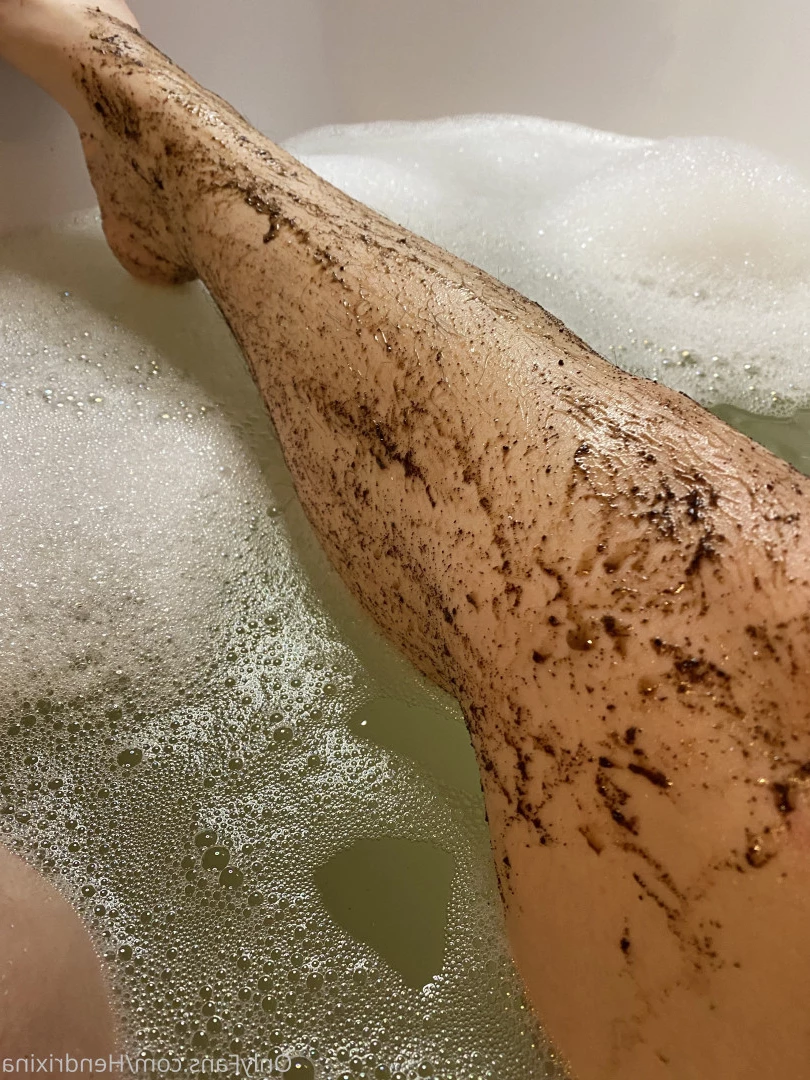 Hendy [ hendrixina ] Onlyfans leaked photo 7807976 on Hotleaks.tv