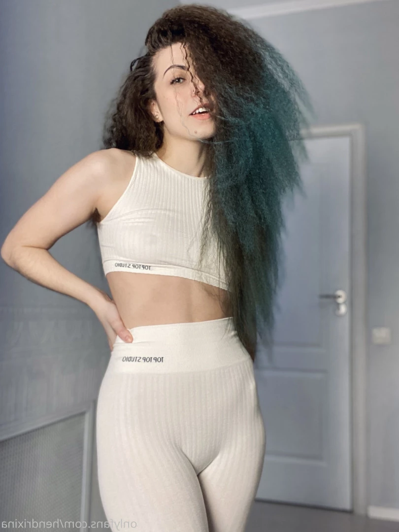 Hendy [ hendrixina ] Onlyfans leaked photo 7812493 on Hotleaks.tv