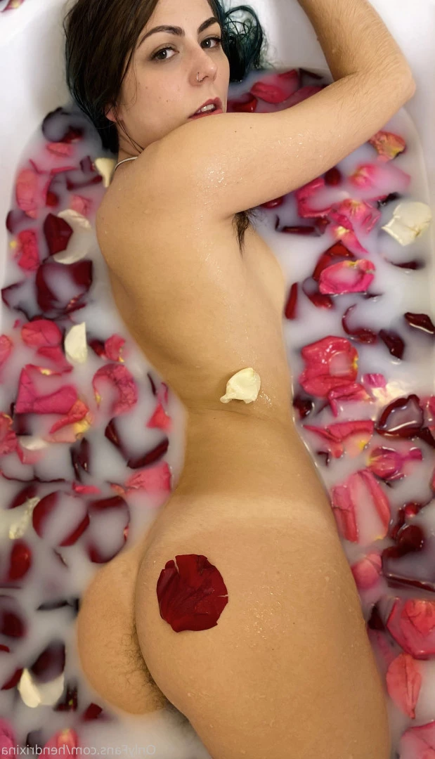 Hendy [ hendrixina ] Onlyfans leaked photo 7819151 on Hotleaks.tv