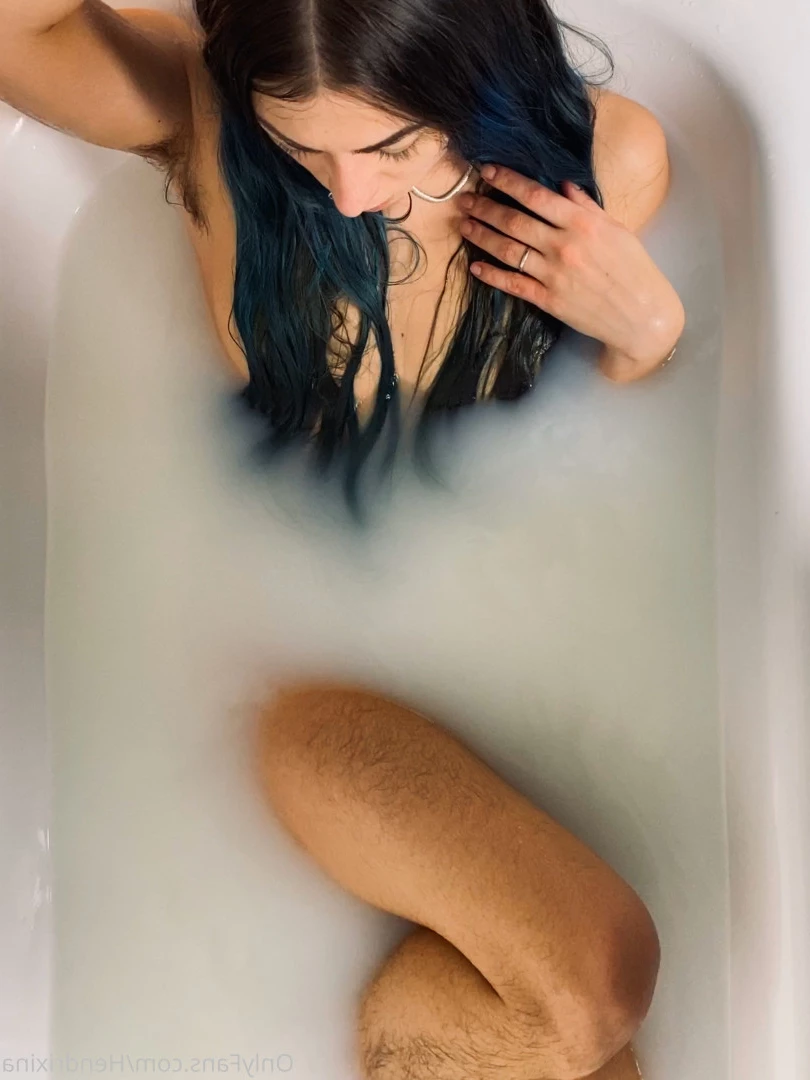 Hendy [ hendrixina ] Onlyfans leaked photo 7824614 on Hotleaks.tv