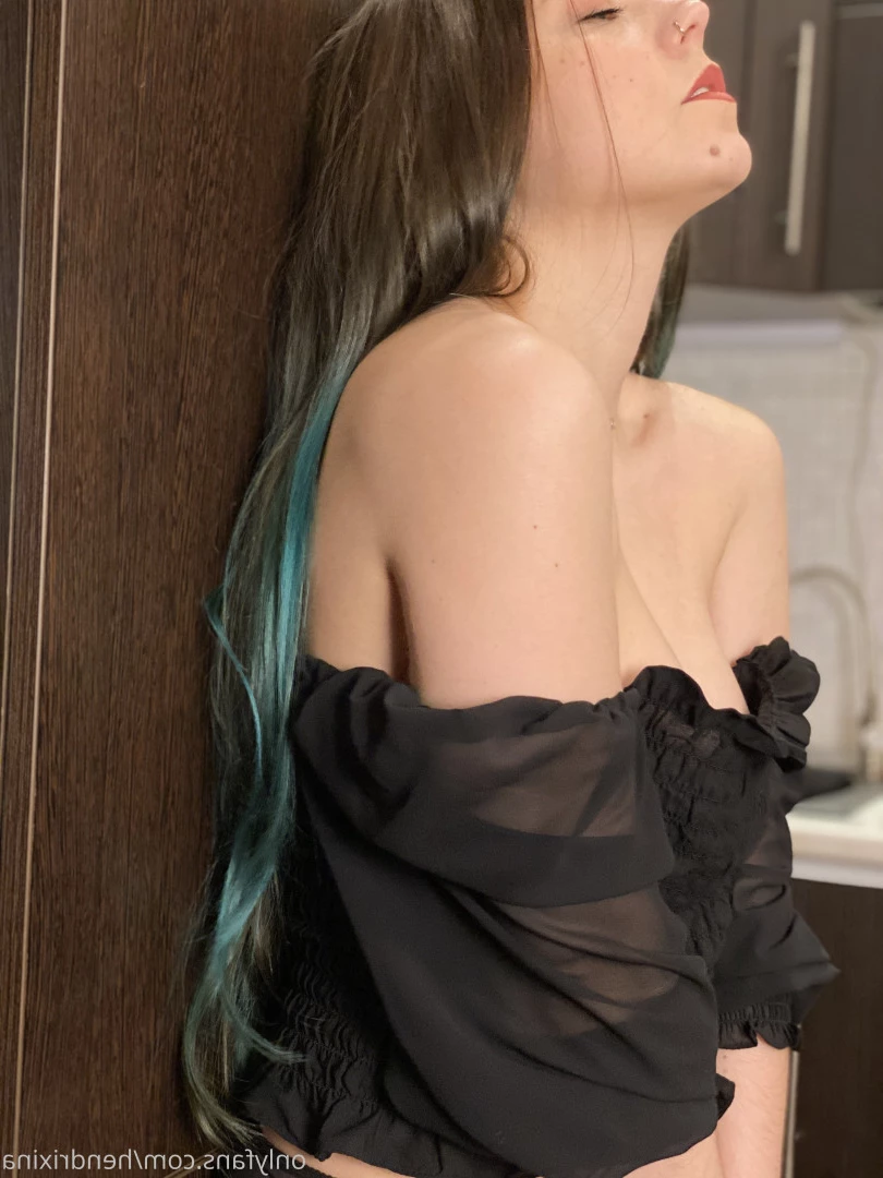 Hendy [ hendrixina ] Onlyfans leaked photo 7824981 on Hotleaks.tv