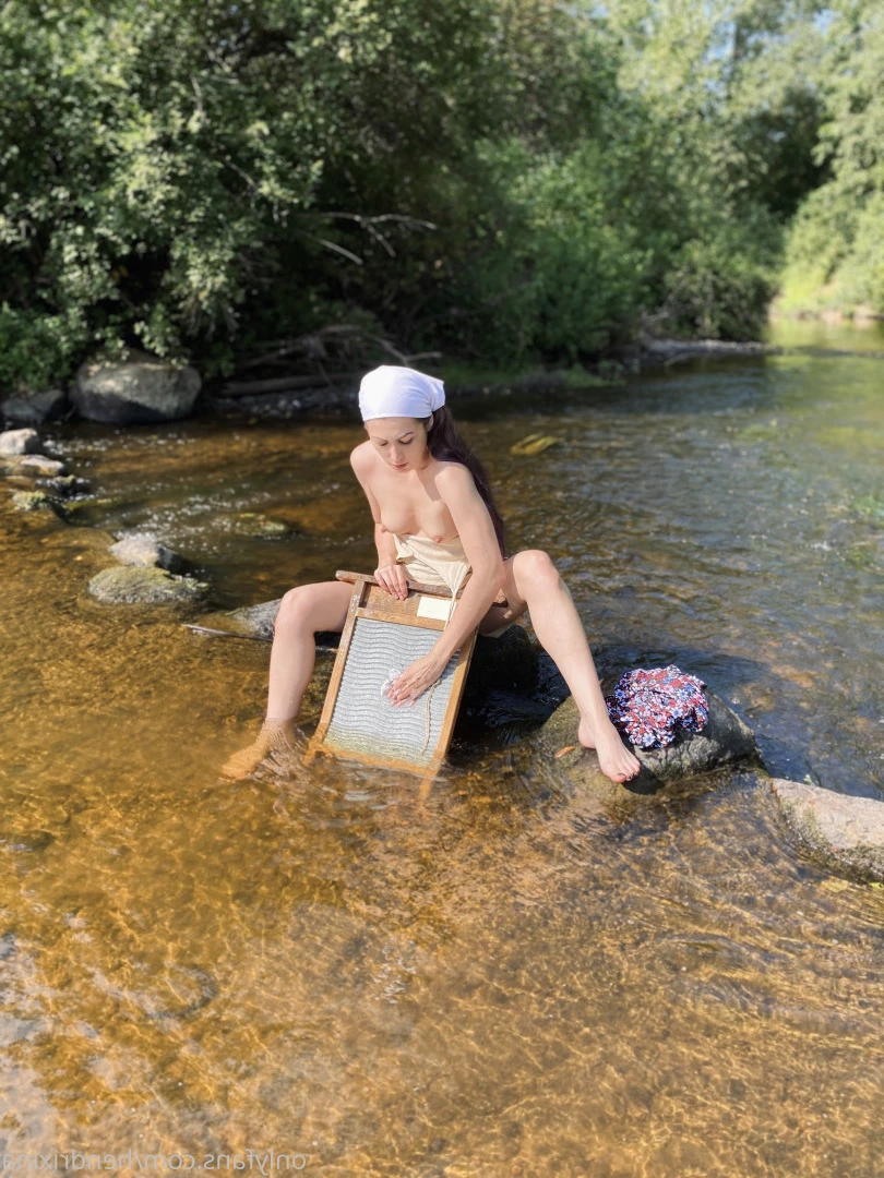 Hendy [ hendrixina ] Onlyfans leaked photo 7825977 on Hotleaks.tv