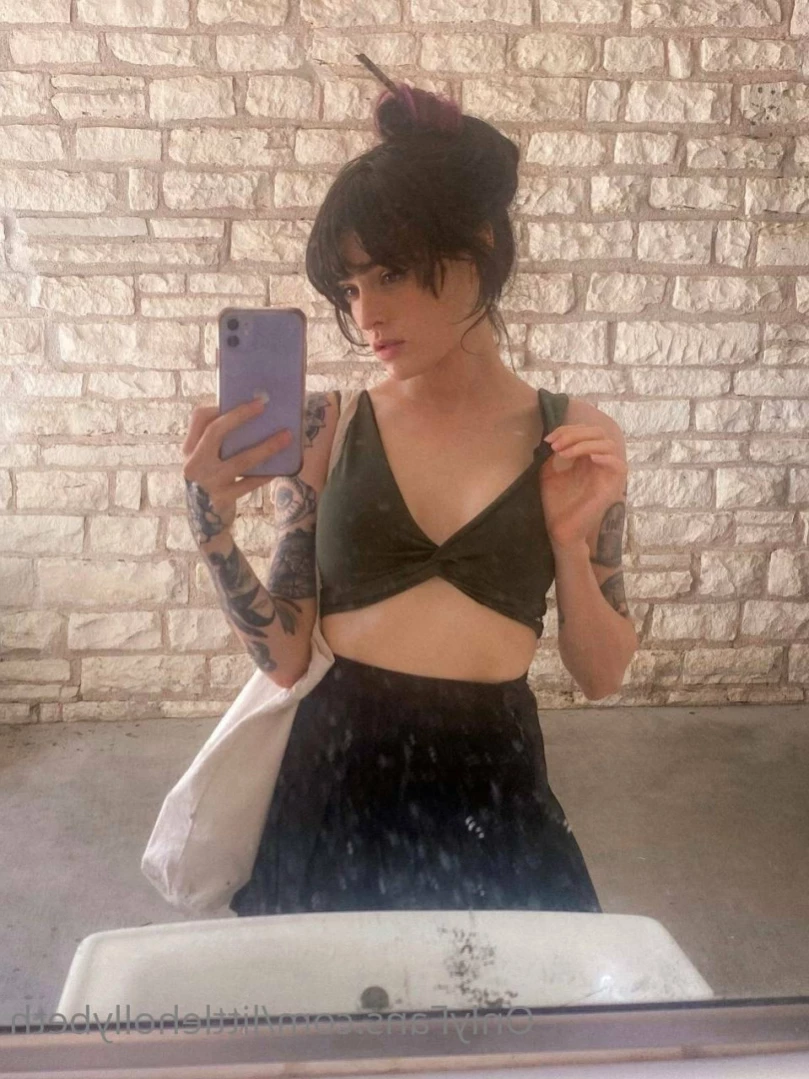 ❤️𝖍𝖔𝖑𝖑𝖞 𝖇𝖊𝖙𝖍❤️ naughty, natural [ littlehollybeth ] Onlyfans leaked photo 11069700 on Hotleaks.tv