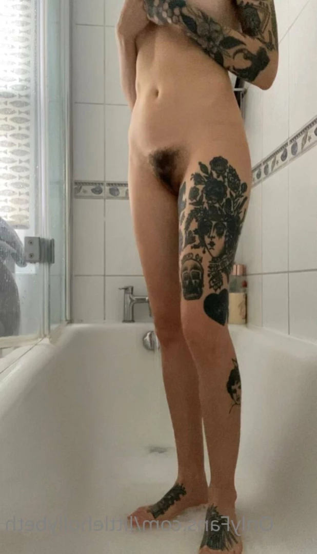 ❤️𝖍𝖔𝖑𝖑𝖞 𝖇𝖊𝖙𝖍❤️ naughty, natural [ littlehollybeth ] Onlyfans leaked photo 15843458 on Hotleaks.tv