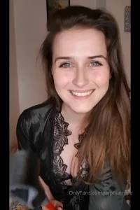Miss Sophia Truee [ sophiatruee ] Onlyfans leaked video 18243526 on Hotleaks.tv
