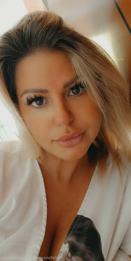 Brooklyn Chase [ thebrooklynchase ] Onlyfans leaked photo 10425412 on Hotleaks.tv