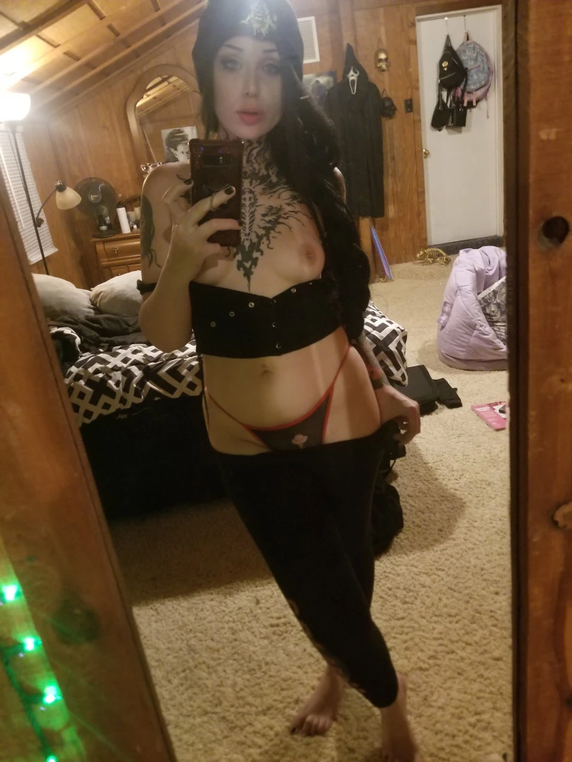 thegraveghoul Onlyfans leaked photo 7831568 on Hotleaks.tv