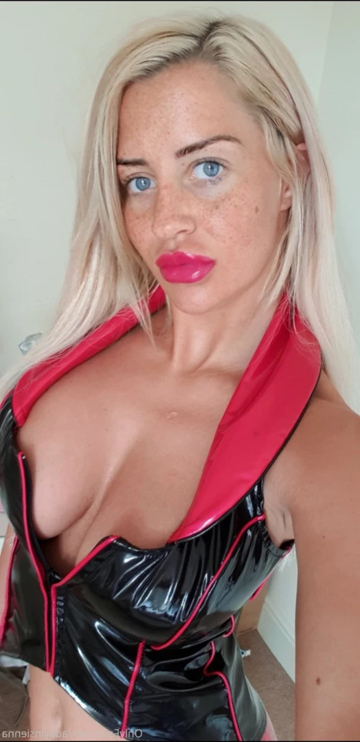 SIENNA DAY [ adayinsienna ] Onlyfans leaked photo 14217739 on Hotleaks.tv