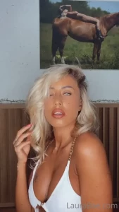 Laura [ laurabae_ ] Onlyfans leaked video 1619032 on Hotleaks.tv