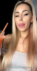4685689