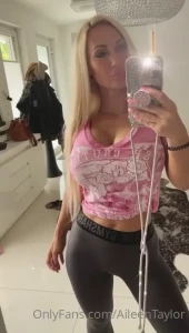 aileentaylorofficial Onlyfans leaked video 8548204 on Hotleaks.tv