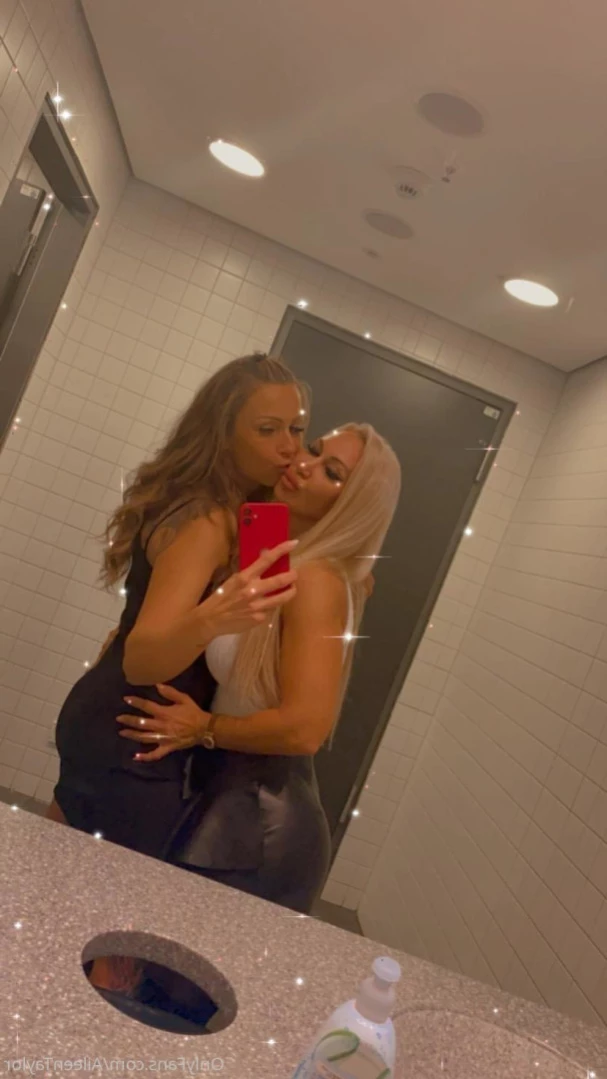 aileentaylorofficial Onlyfans leaked photo 11064722 on Hotleaks.tv