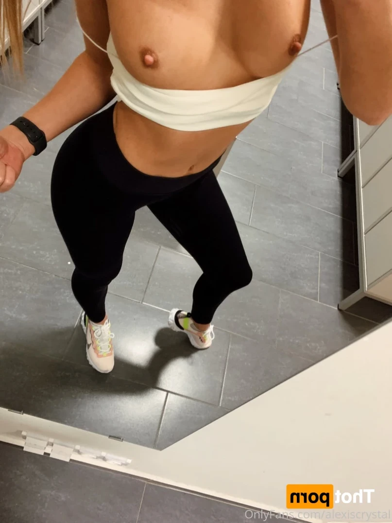 Alexis Crystal [ alexiscrystal ] Onlyfans leaked photo 12689182 on Hotleaks.tv