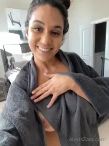 Alexis Zara [ alexiszara ] Onlyfans leaked video 8522837 on Hotleaks.tv