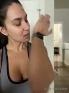 Alexis Zara [ alexiszara ] Onlyfans leaked video 8523991 on Hotleaks.tv