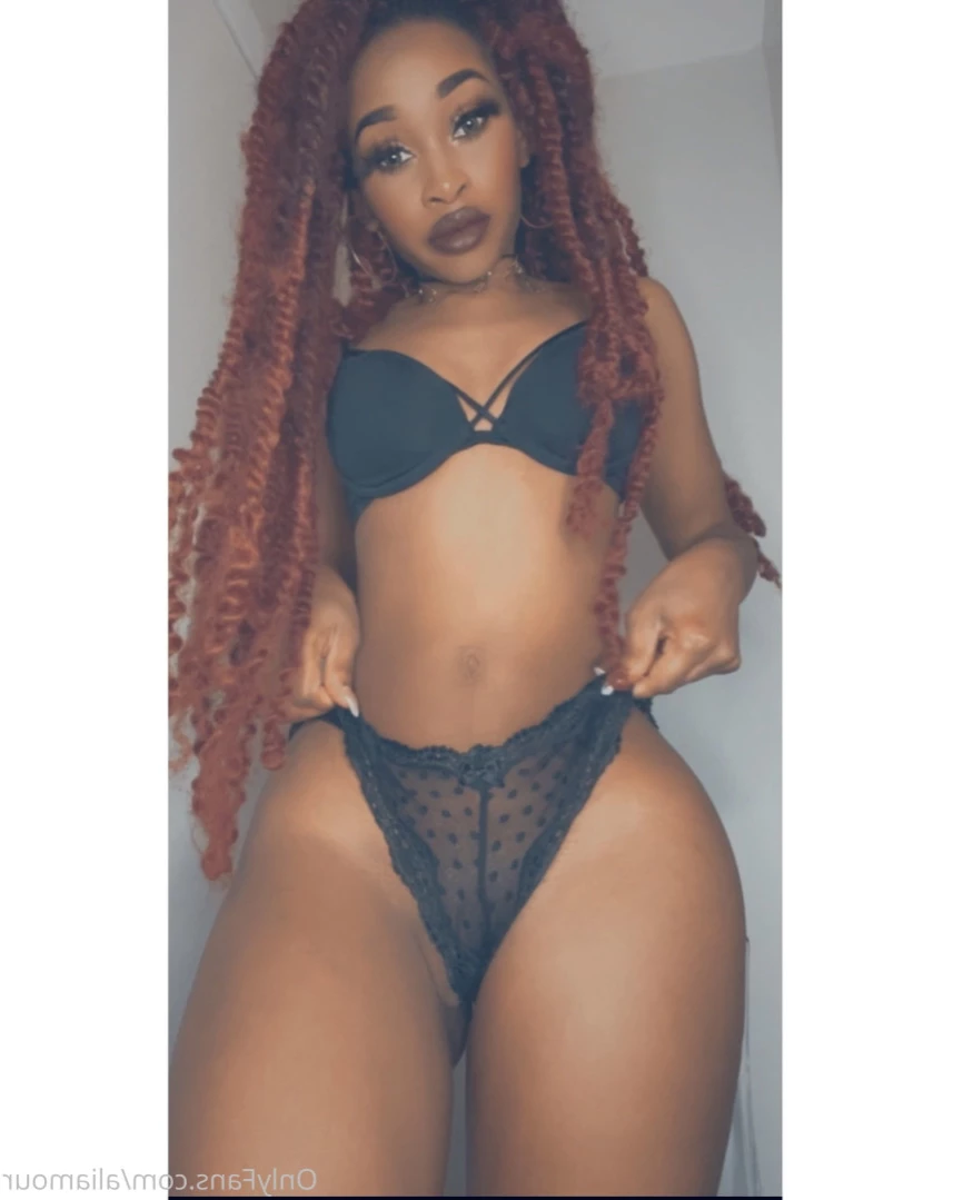 ✨𝔸𝕃𝕀 ✨ [ aliamour ] Onlyfans leaked photo 13603132 on Hotleaks.tv