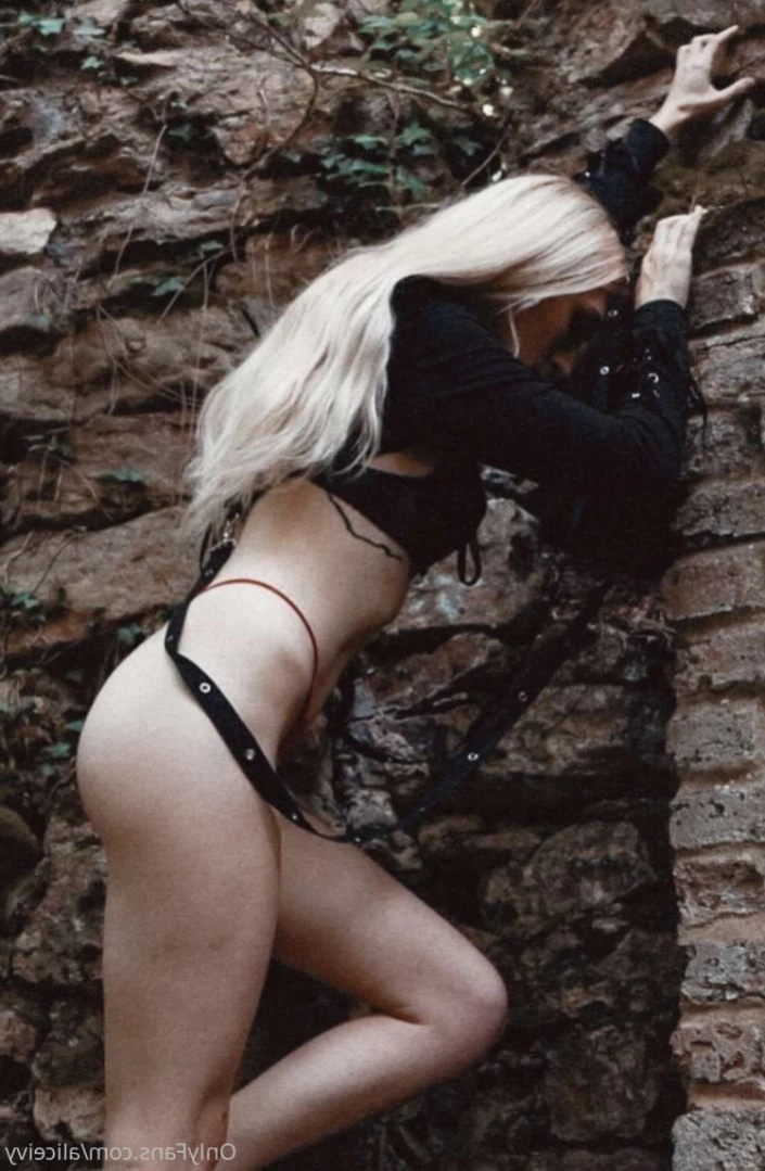 ⛓ Alice ⛓ [ aliceivy ] Onlyfans leaked photo 11066393 on Hotleaks.tv
