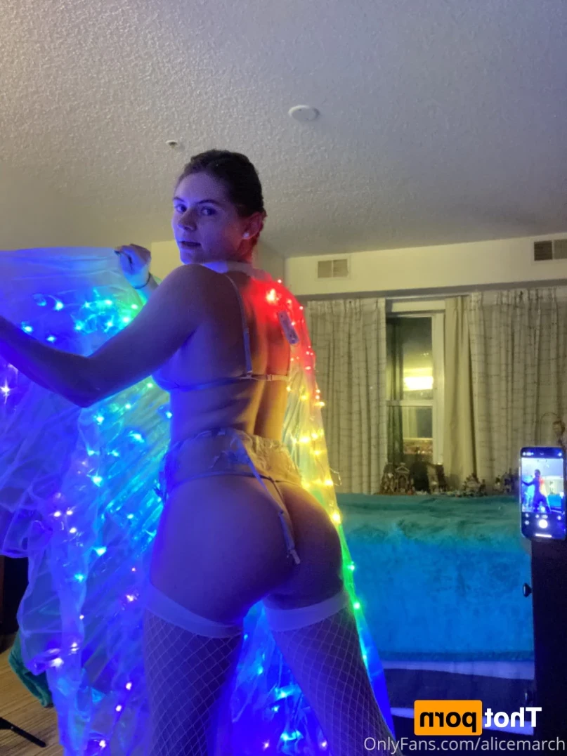 Alice March [ alicemarch ] Onlyfans leaked photo 10937072 on Hotleaks.tv