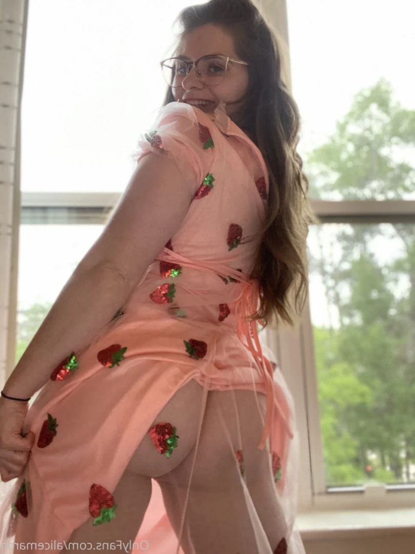 Alice March [ alicemarch ] Onlyfans leaked photo 12054251 on Hotleaks.tv