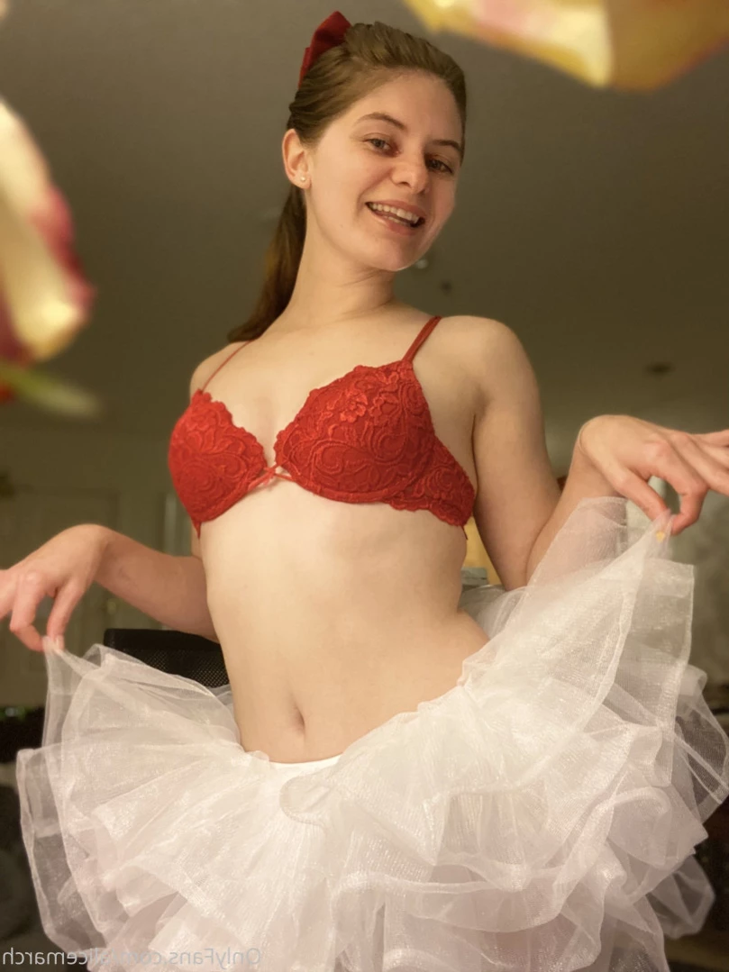 Alice March [ alicemarch ] Onlyfans leaked photo 12665289 on Hotleaks.tv