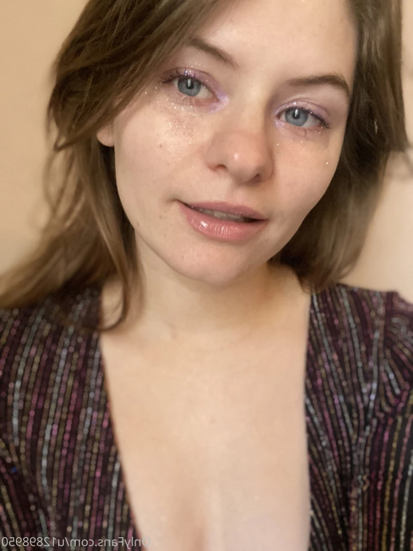 Alice March [ alicemarch ] Onlyfans leaked photo 14439175 on Hotleaks.tv