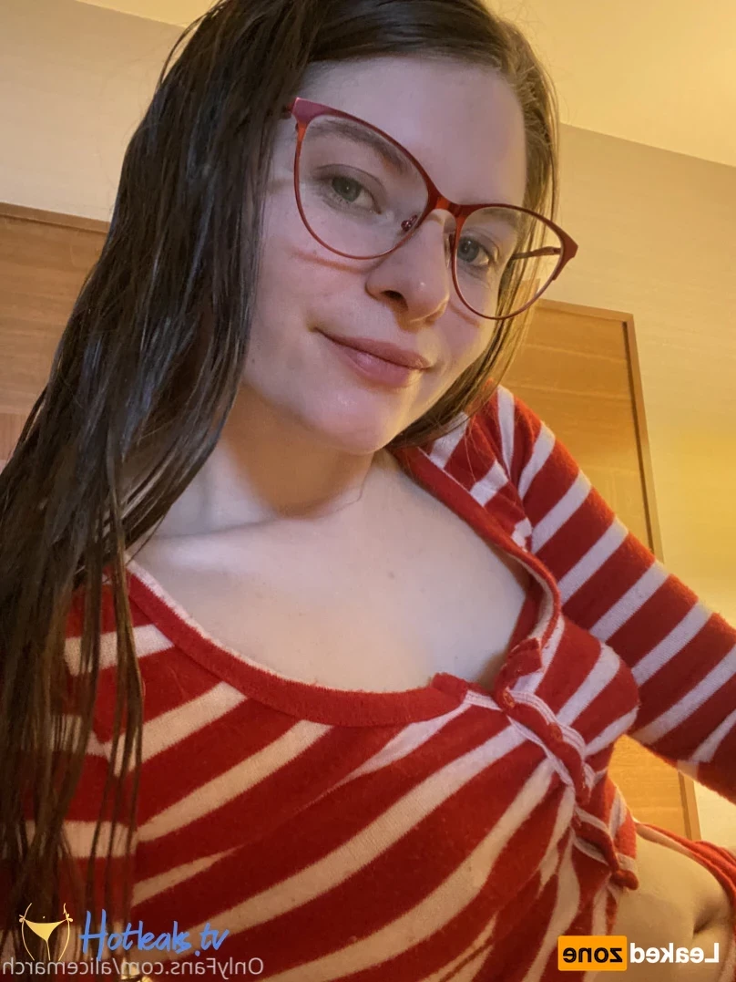 Alice March [ alicemarch ] Onlyfans leaked photo 16488375 on Hotleaks.tv