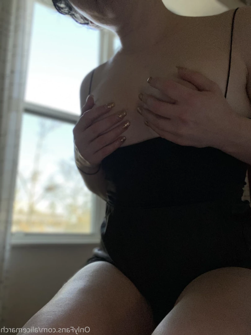 Alice March [ alicemarch ] Onlyfans leaked photo 16492102 on Hotleaks.tv