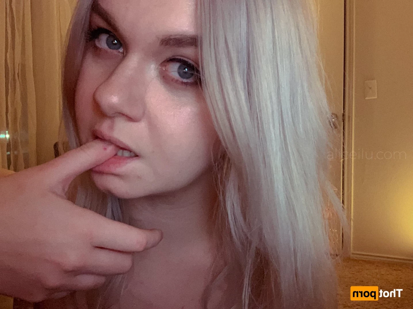 Alice [ alicemoss ] Onlyfans leaked photo 12174588 on Hotleaks.tv