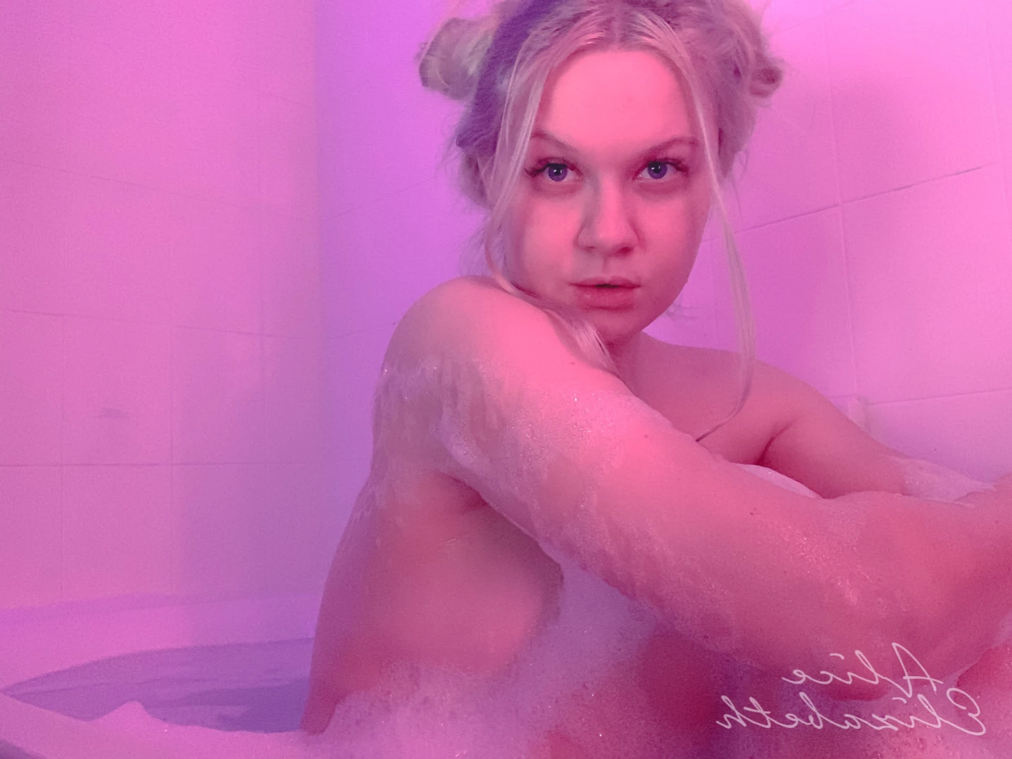 Alice [ alicemoss ] Onlyfans leaked photo 12241145 on Hotleaks.tv
