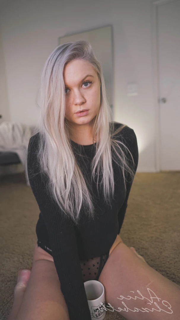 Alice [ alicemoss ] Onlyfans leaked photo 12391920 on Hotleaks.tv