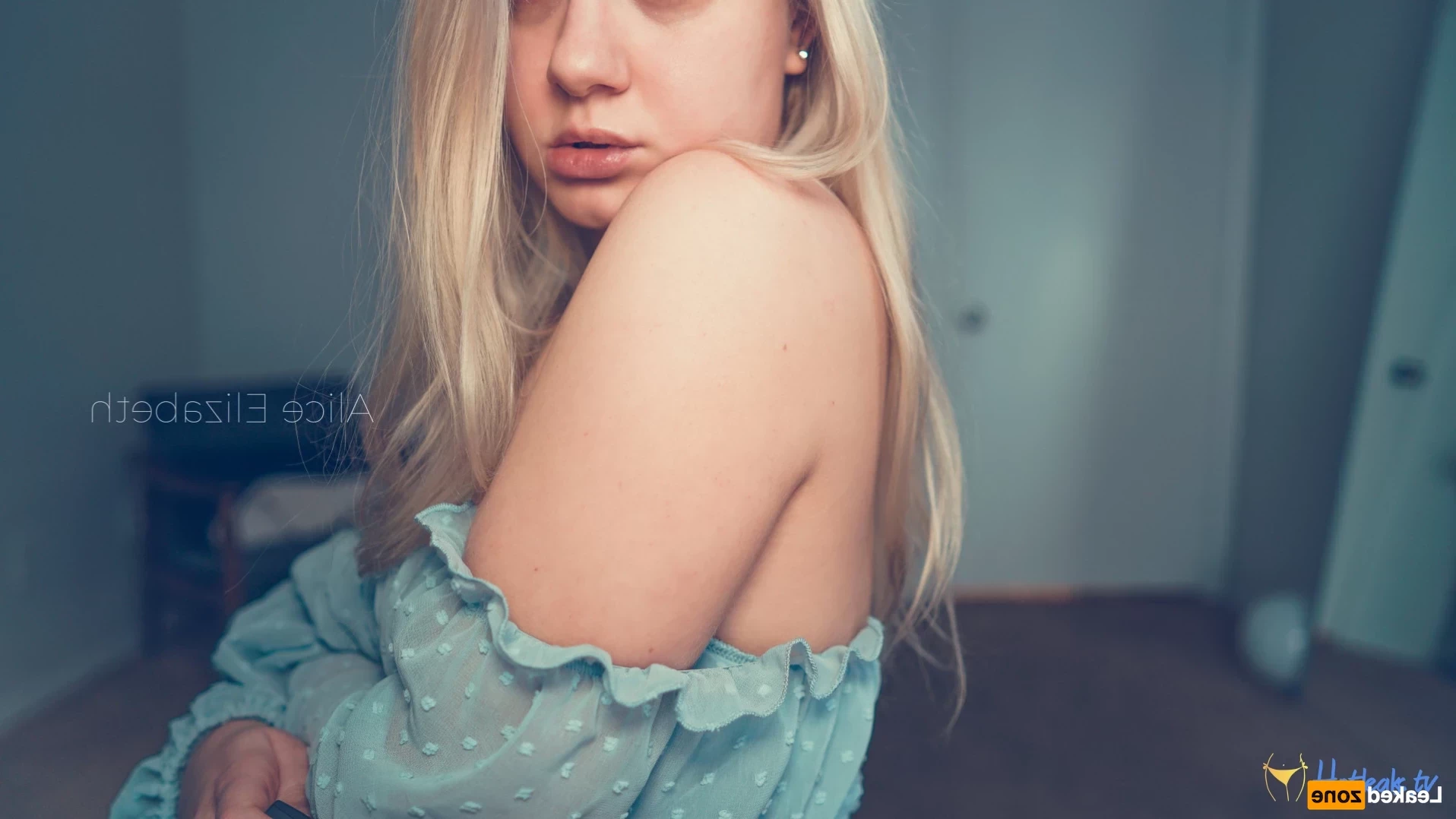 Alice [ alicemoss ] Onlyfans leaked photo 13985110 on Hotleaks.tv