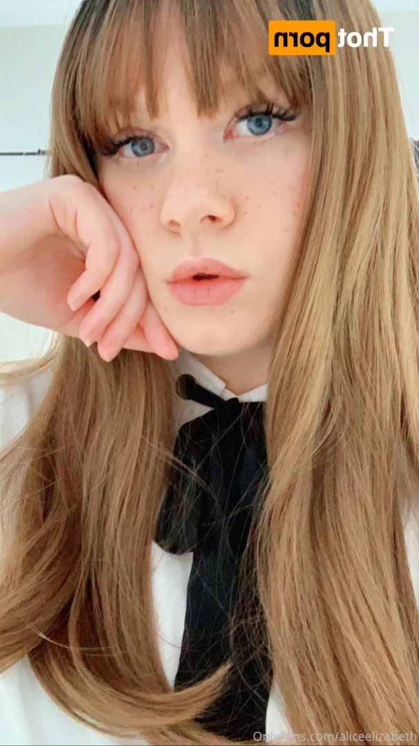 Alice [ alicemoss ] Onlyfans leaked photo 14082258 on Hotleaks.tv