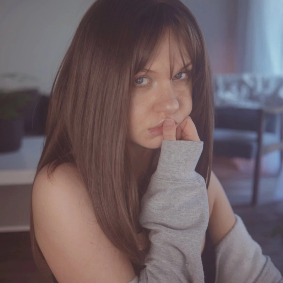 Alice [ alicemoss ] Onlyfans leaked photo 14659747 on Hotleaks.tv