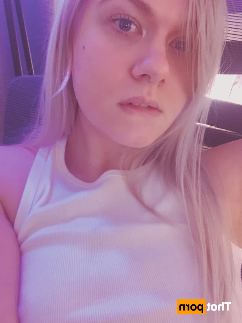 Alice [ alicemoss ] Onlyfans leaked photo 14843456 on Hotleaks.tv
