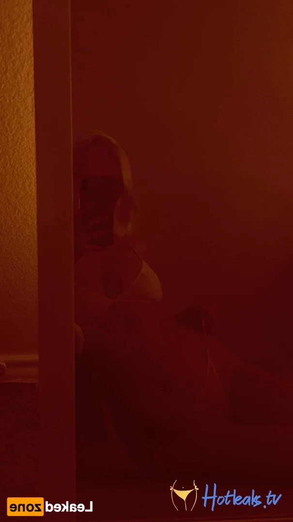 Alice [ alicemoss ] Onlyfans leaked photo 15693945 on Hotleaks.tv