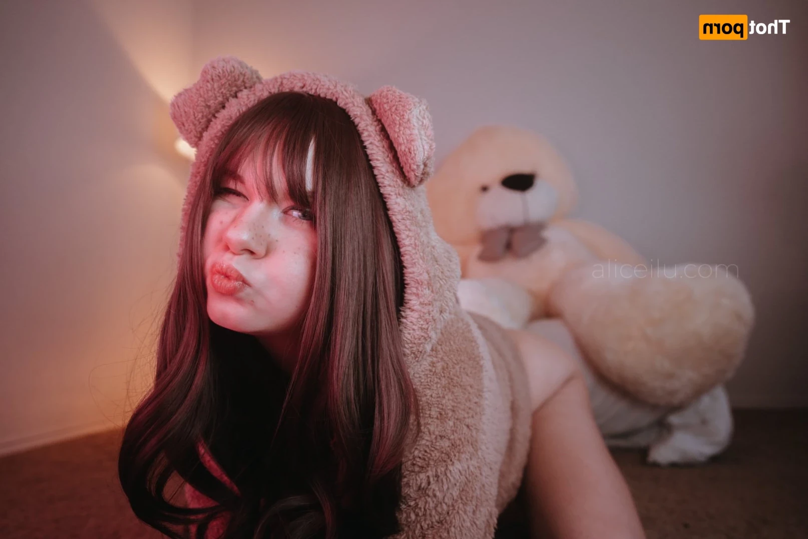 Alice [ alicemoss ] Onlyfans leaked photo 16375268 on Hotleaks.tv